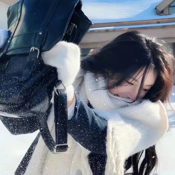 隔壁的吸血鬼美眉